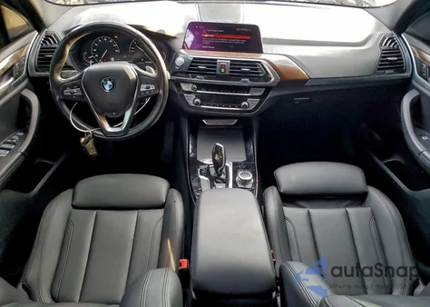 2021 BMW X3 Sdrive30I z USA, uszkodzony, nr VIN 5UXTY3C01M9E41433